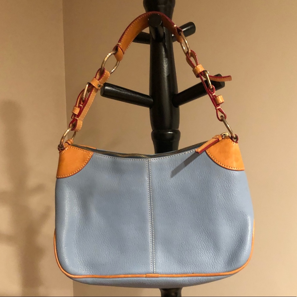 Dooney & Bourke Purse
